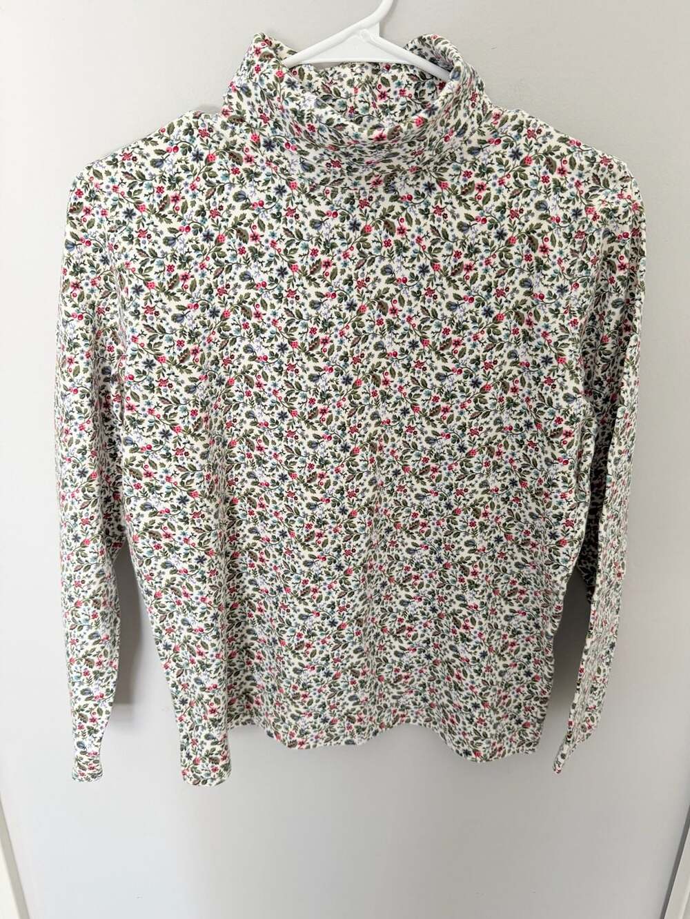 Women's Floral Print turtleneck, layering grandma core- petite med